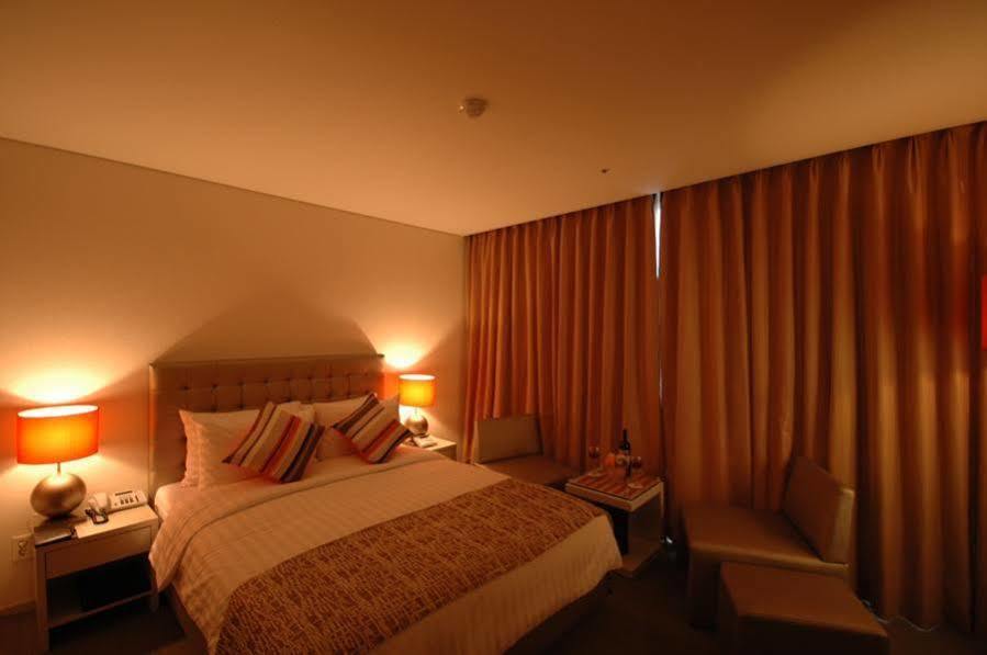 Hotel Riviera Geoje Dış mekan fotoğraf