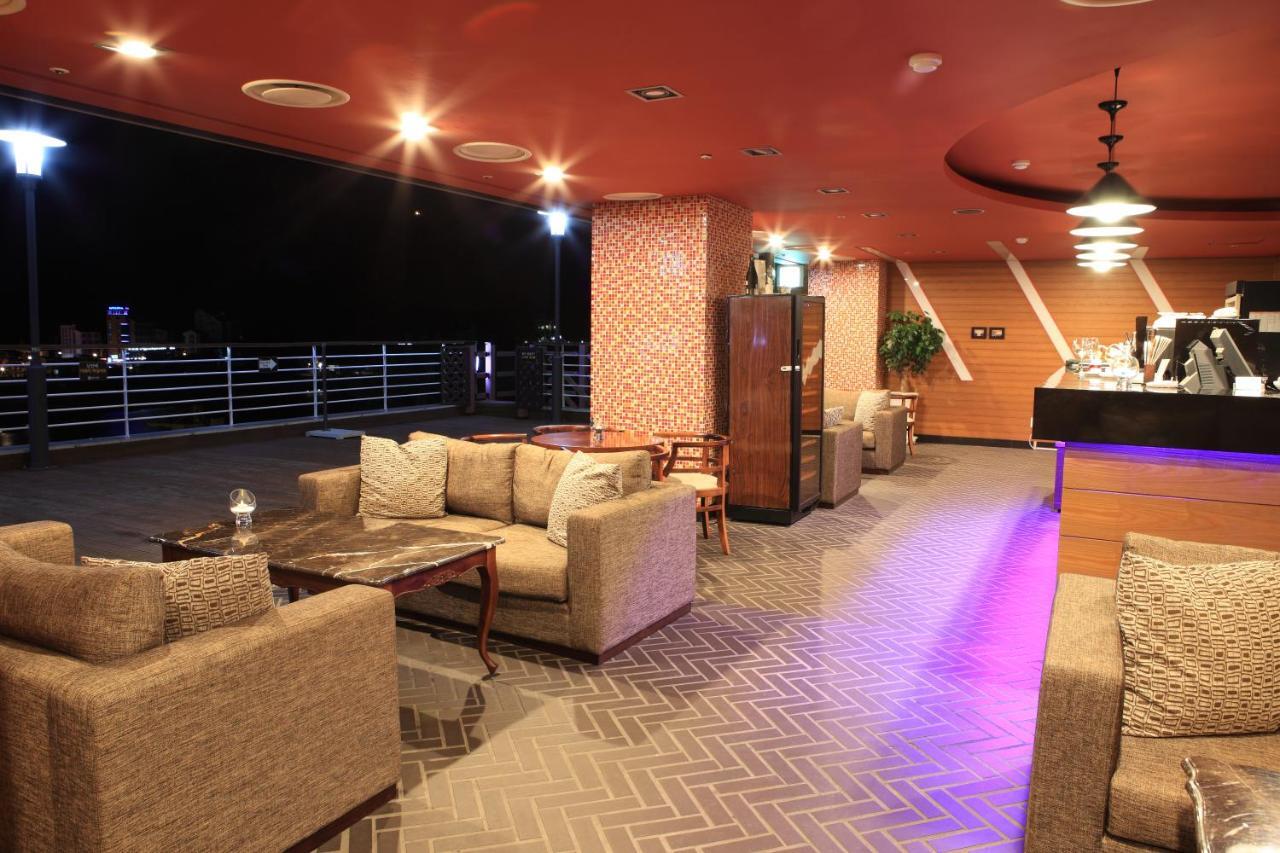 Hotel Riviera Geoje Dış mekan fotoğraf